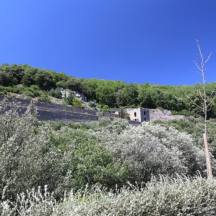 Photo de Château de Pézènes-les-Mines