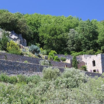 Château de Pézènes-les-Mines