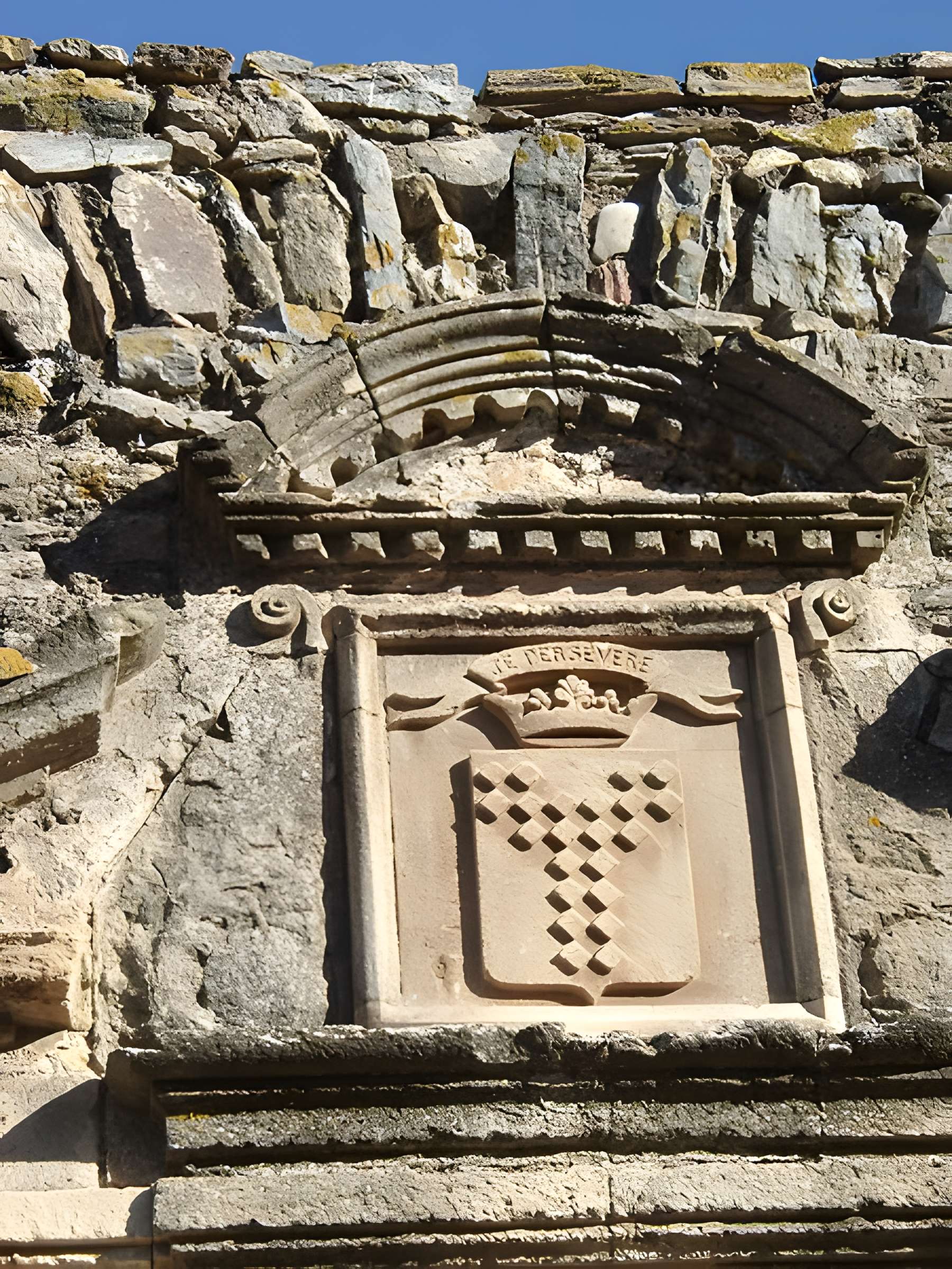 Château de Pézènes-les-Mines