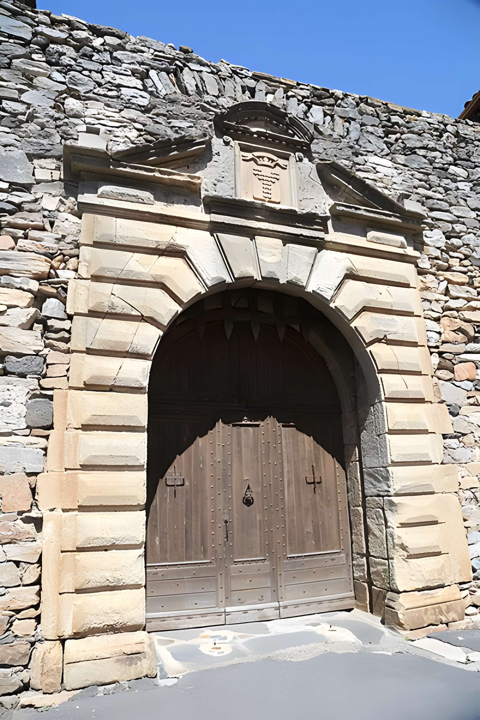 Château de Pézènes-les-Mines