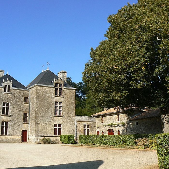 Photo de Château de Reigné