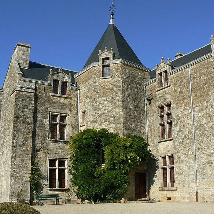 Photo de Château de Reigné