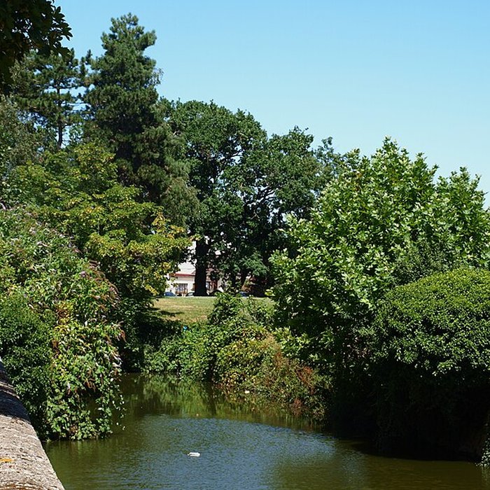 Photo de Château de Sainte-Geneviève-des-Bois