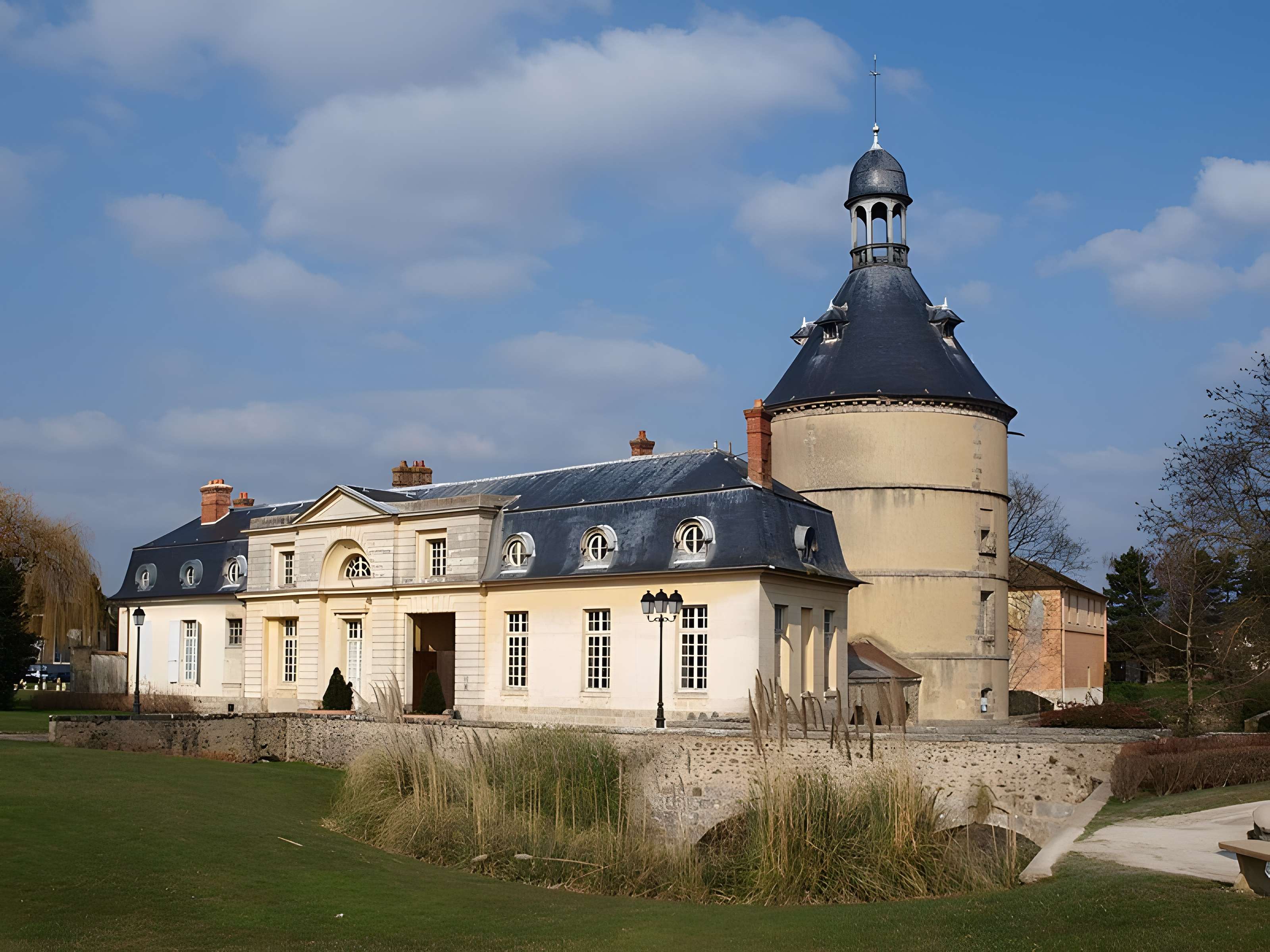 Château de Sainte-Geneviève-des-Bois