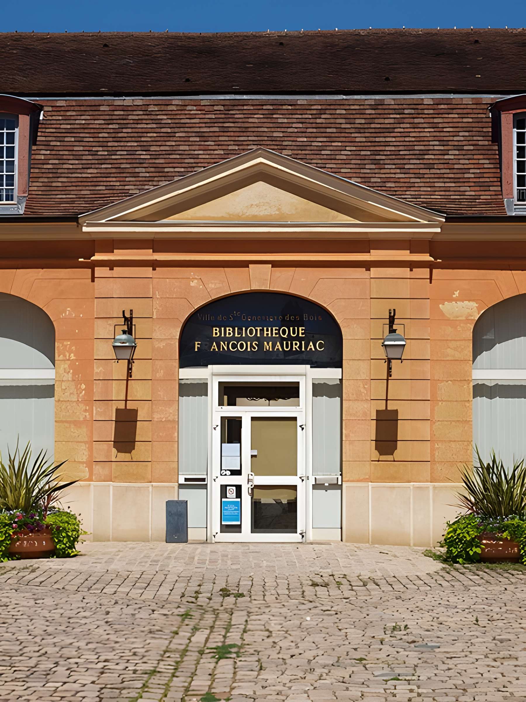 Château de Sainte-Geneviève-des-Bois