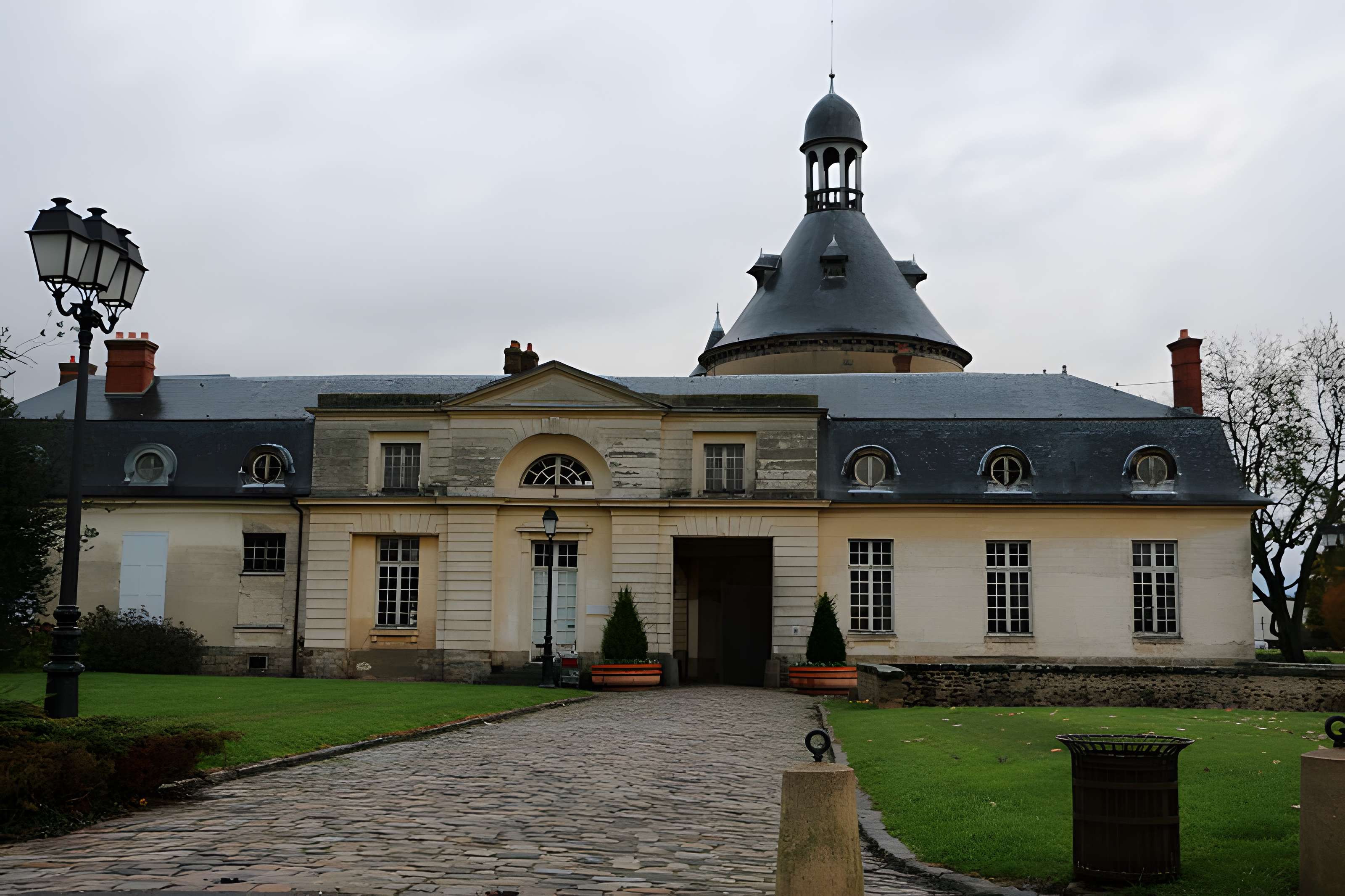 Château de Sainte-Geneviève-des-Bois