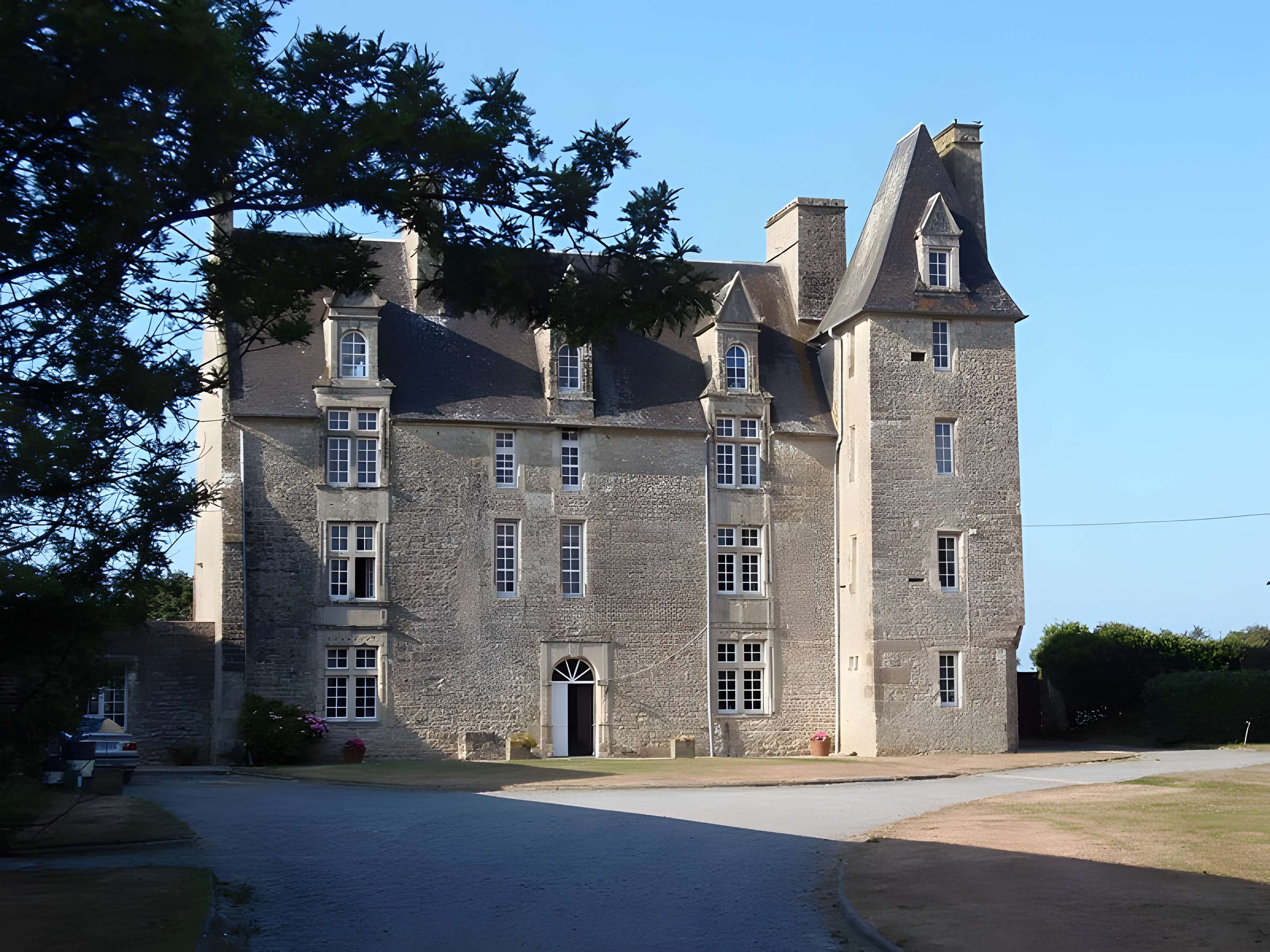 Château de Saint-Pierre-du-Mont 