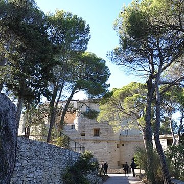 chateau de saumane