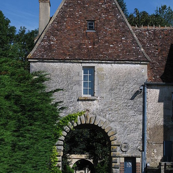Photo de Château de Sauvages à Beaumont-la-Ferrière