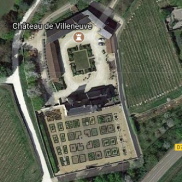 chateau de villeneuve a martigne briand