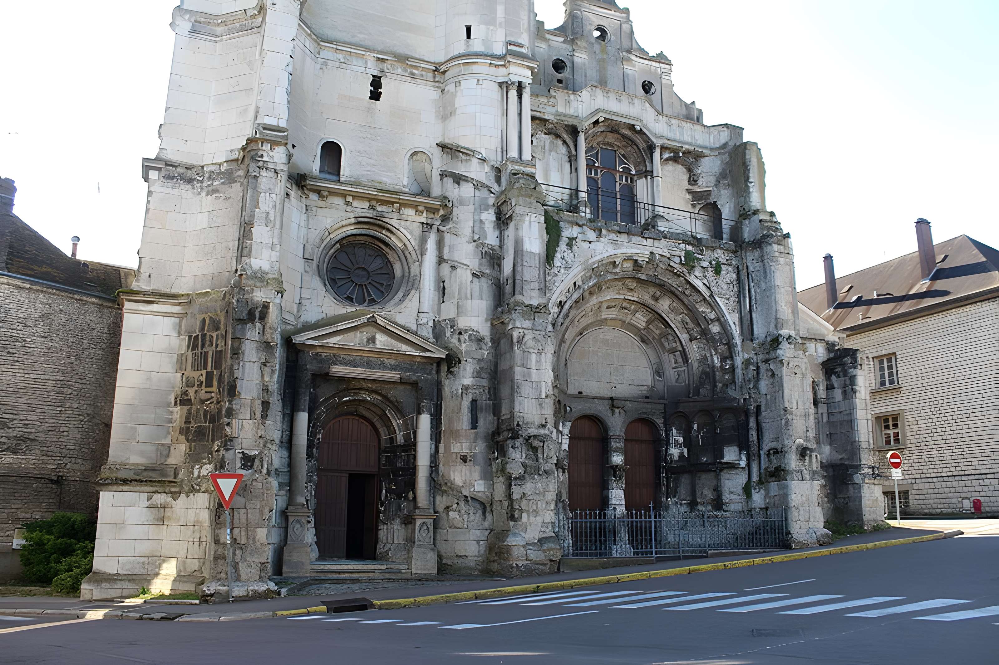 Église Notre-Dame de Tonnerre