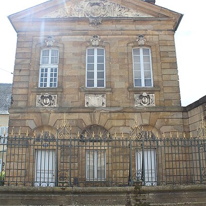 Photo de Ancien château ou Palais des ducs de Bourbon