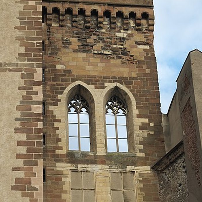 Photo de Ancien château ou Palais des ducs de Bourbon