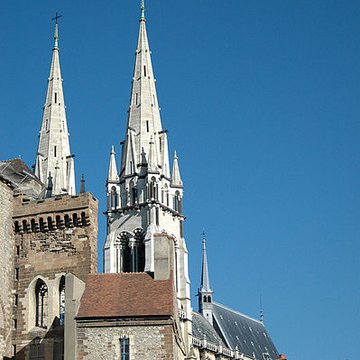 Ancien château ou Palais des ducs de Bourbon