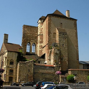 Ancien château ou Palais des ducs de Bourbon