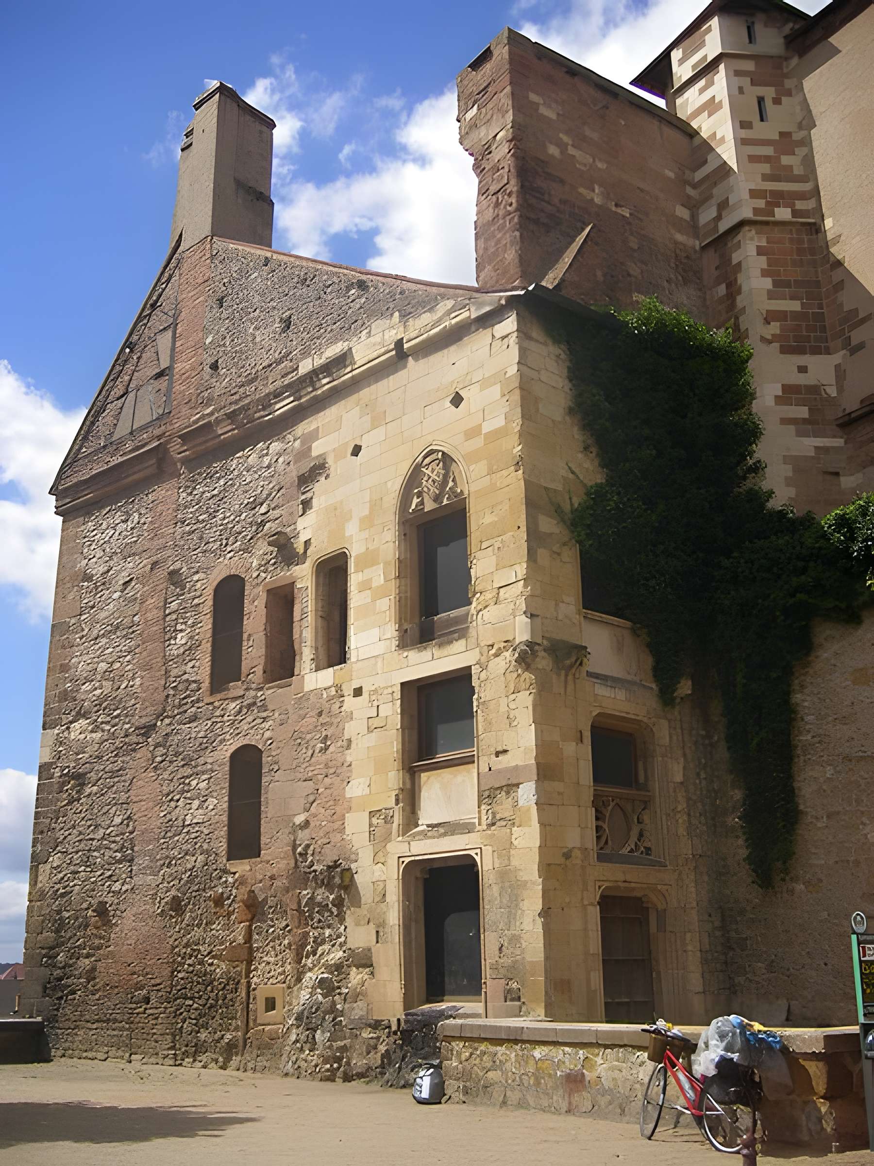 Château des Ducs de Bourbon à Moulins 