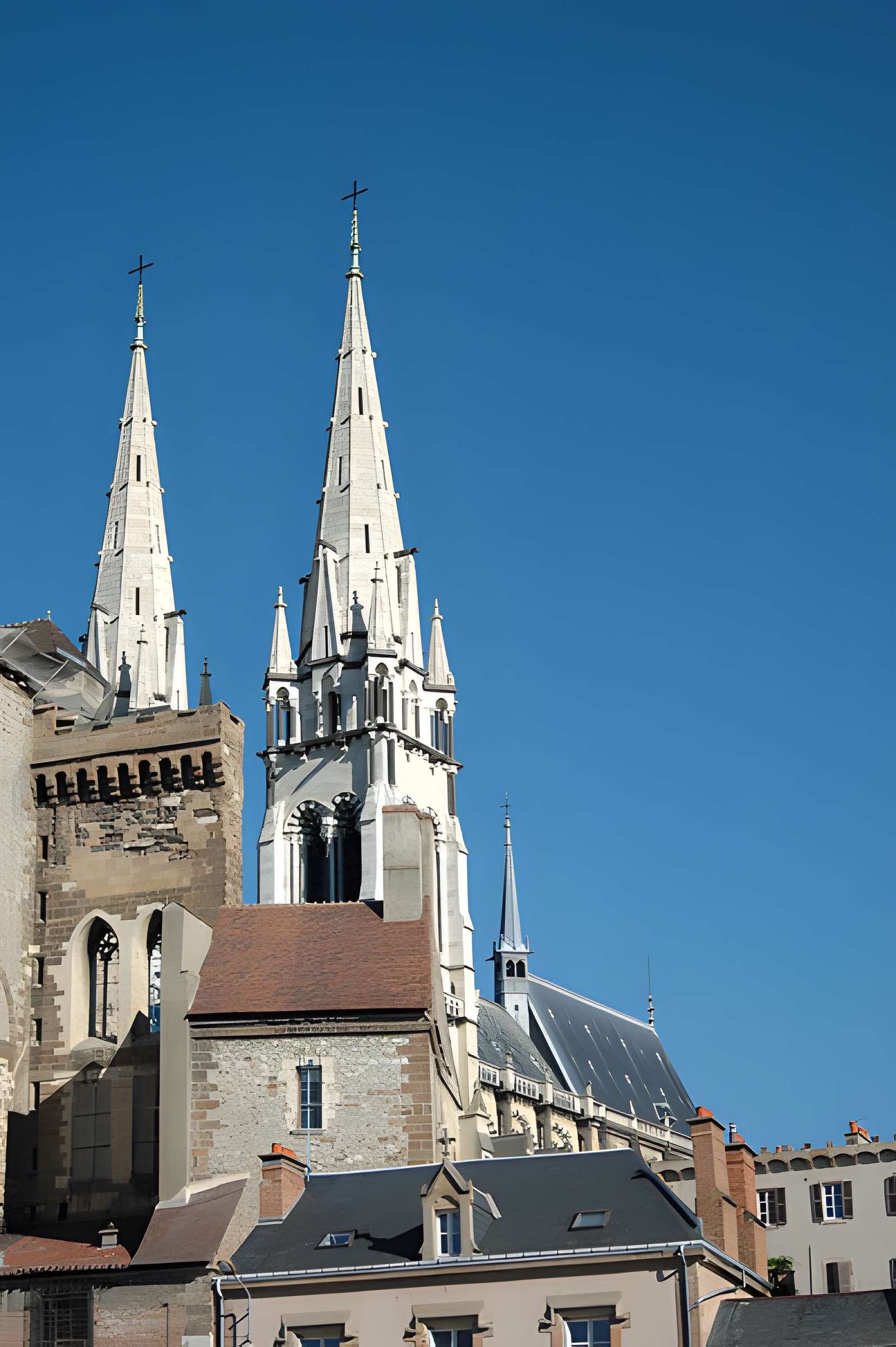 Ancien château ou Palais des ducs de Bourbon