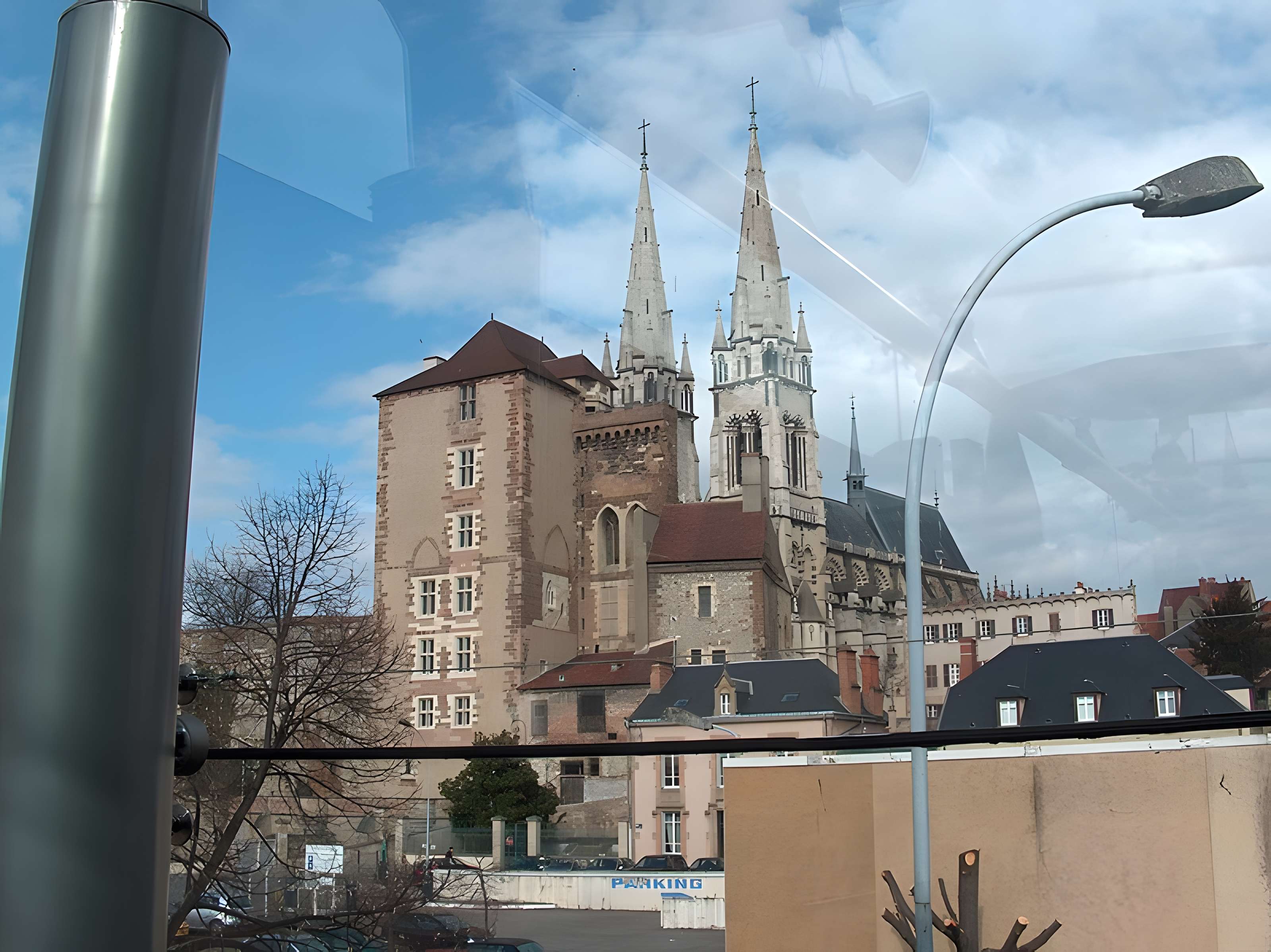 Ancien château ou Palais des ducs de Bourbon