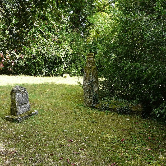 Photo de Château des Évêques à Plazac