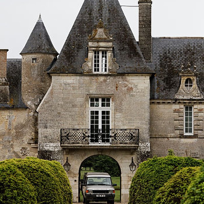Photo de Château des Granges à Suilly-la-Tour