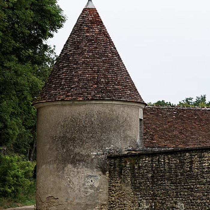 Photo de Château des Granges à Suilly-la-Tour
