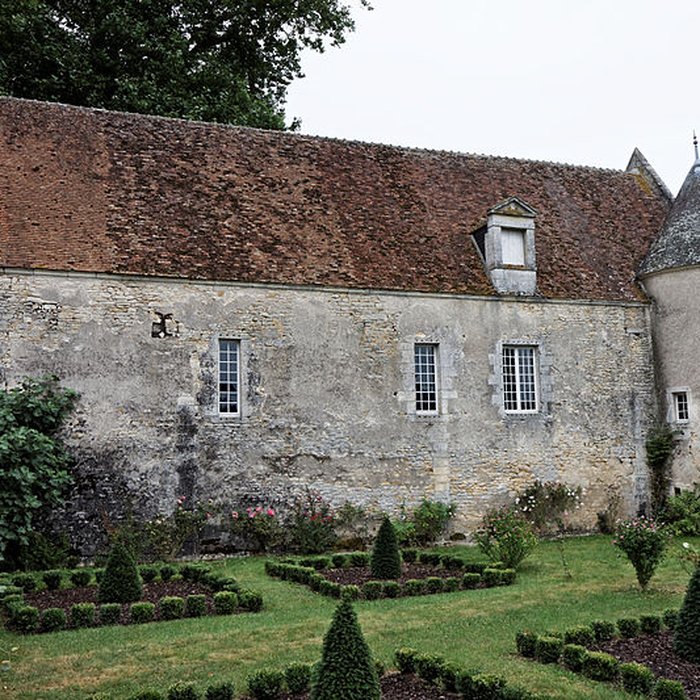 Photo de Château des Granges à Suilly-la-Tour