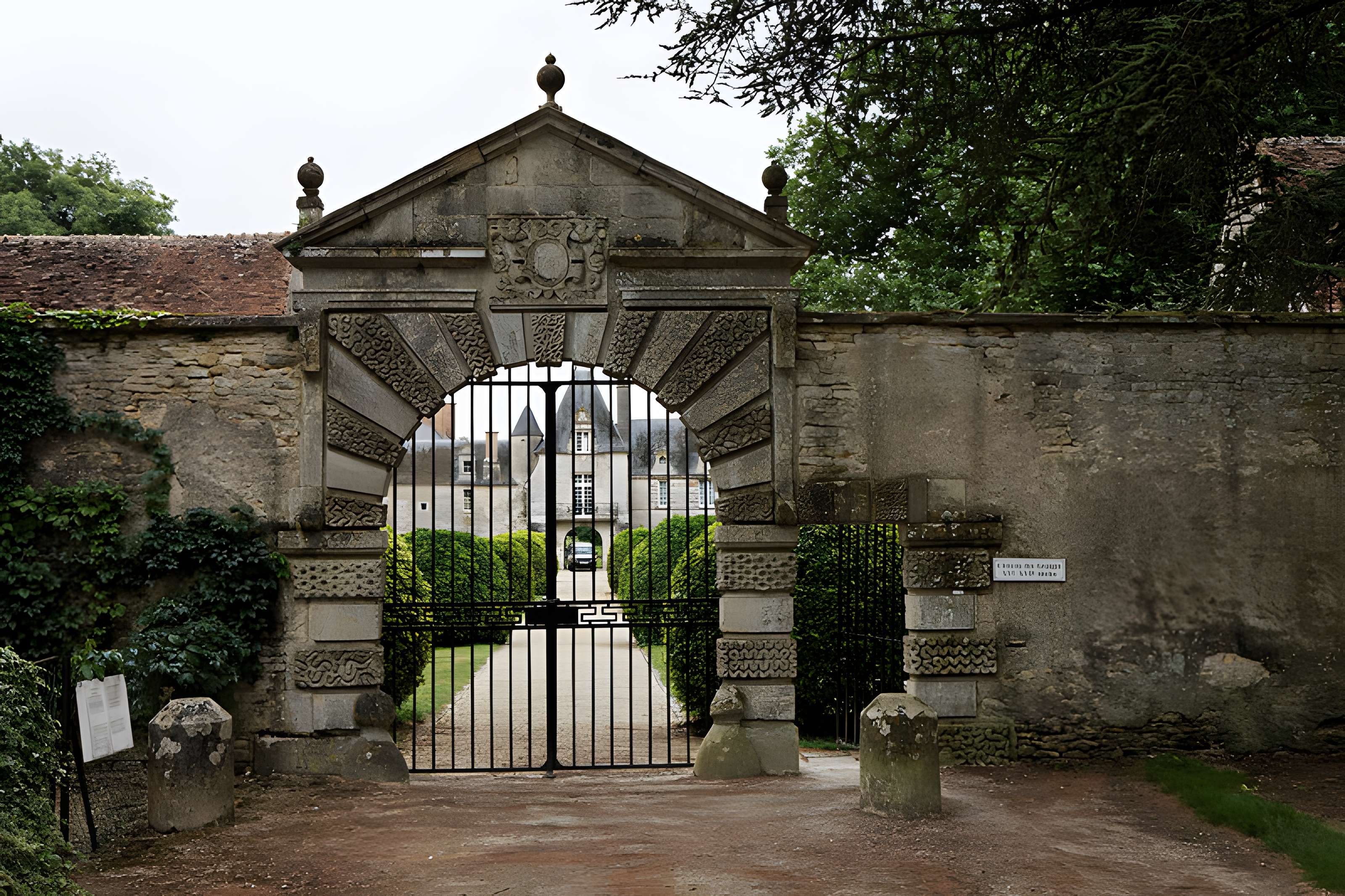 Château des Granges à Suilly-la-Tour