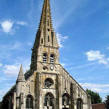 Église Notre-Dame dÈve