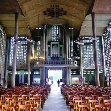Eglise Notre-Dame oeuvre dAuguste Perret