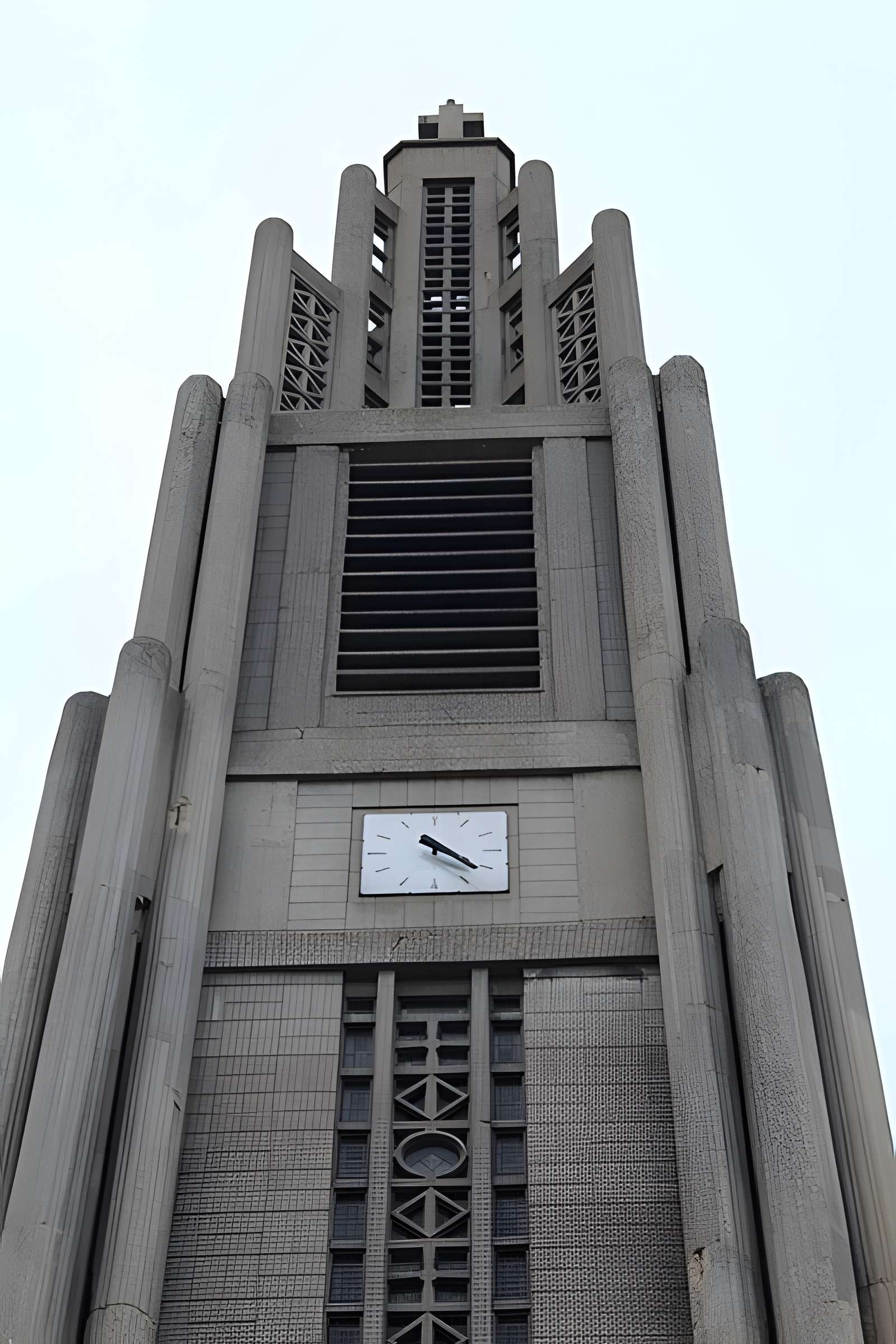 Eglise Notre-Dame (oeuvre d'Auguste Perret)