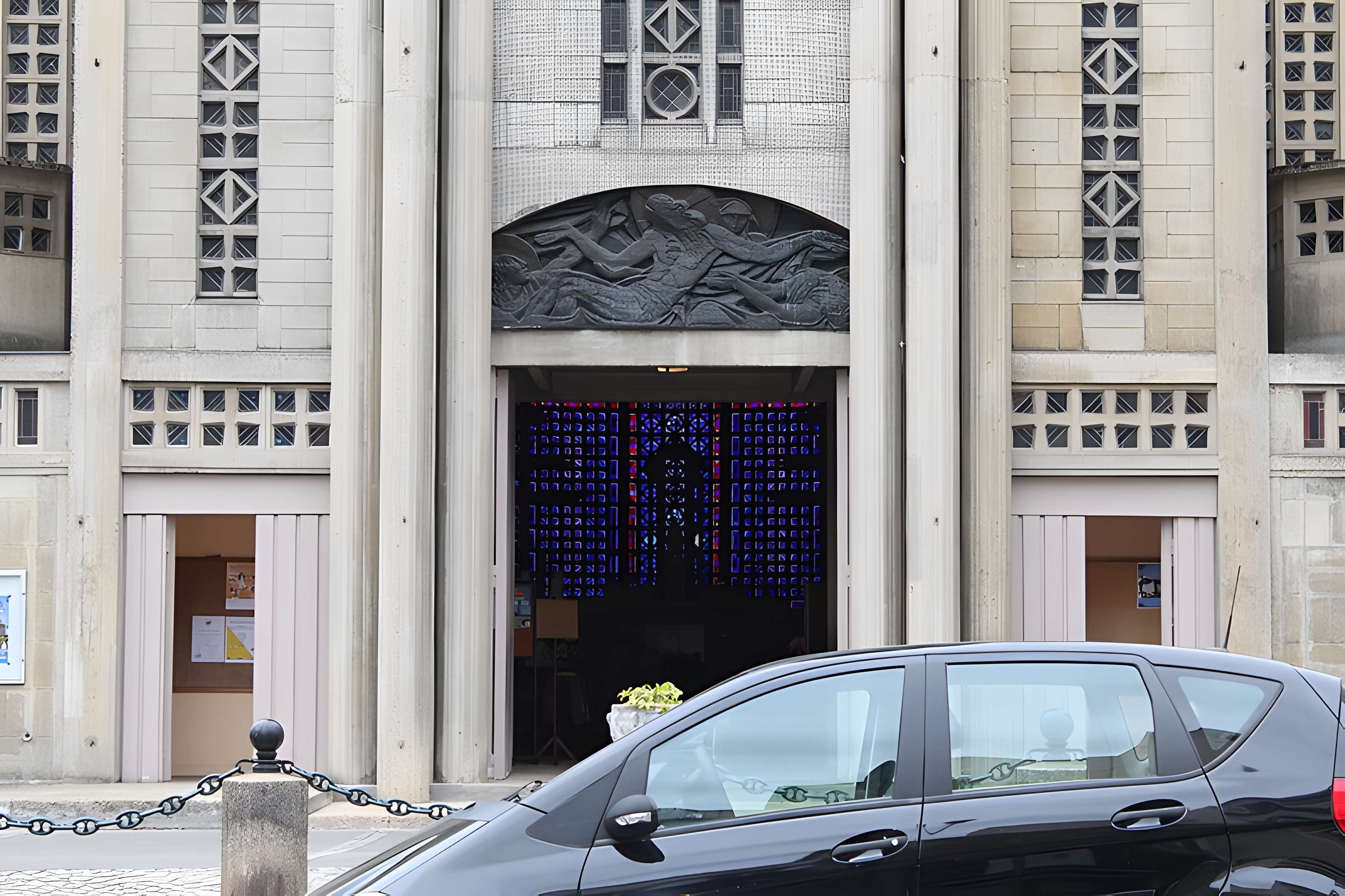 Eglise Notre-Dame (oeuvre d'Auguste Perret)