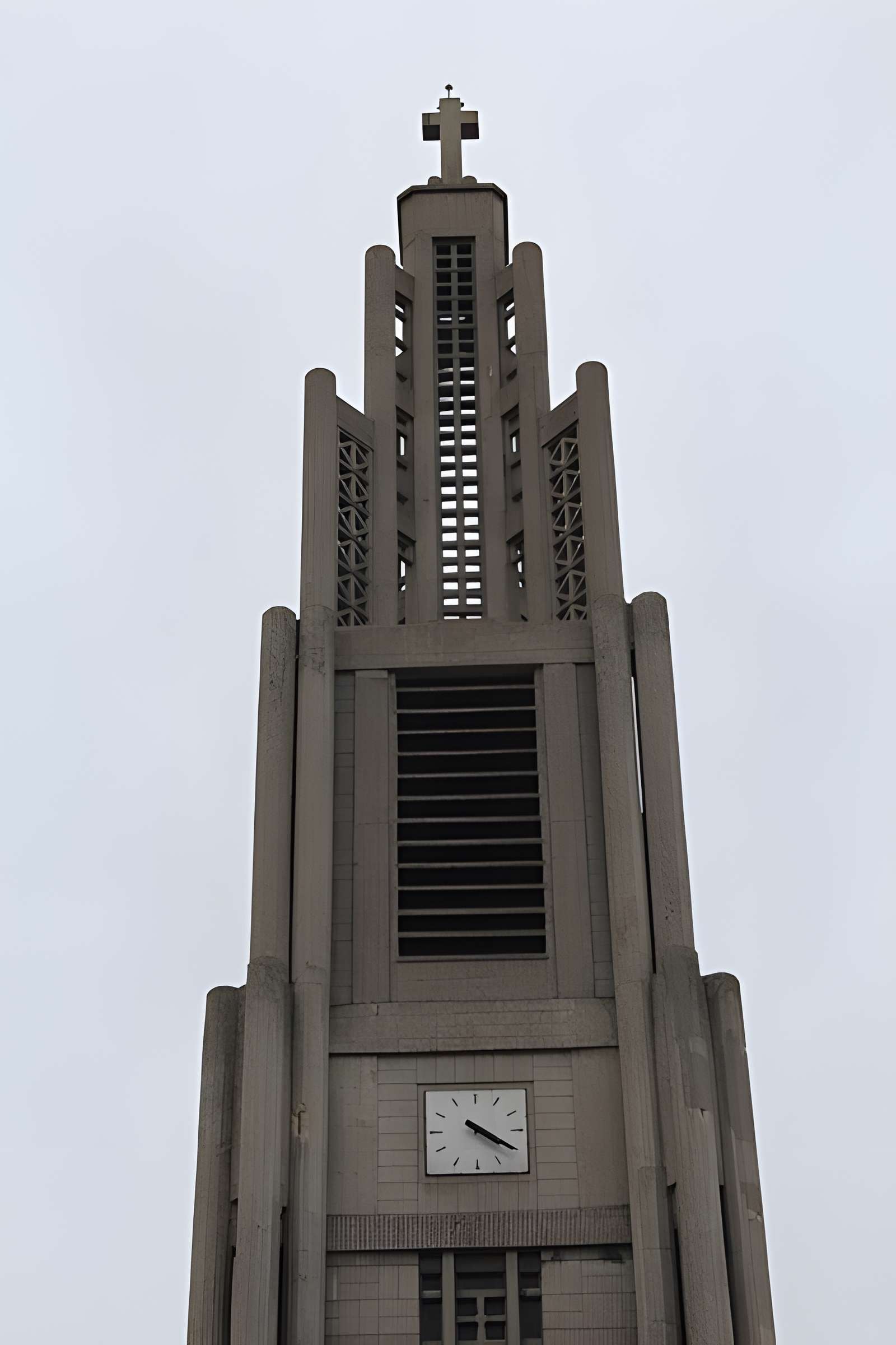 Eglise Notre-Dame (oeuvre d'Auguste Perret)