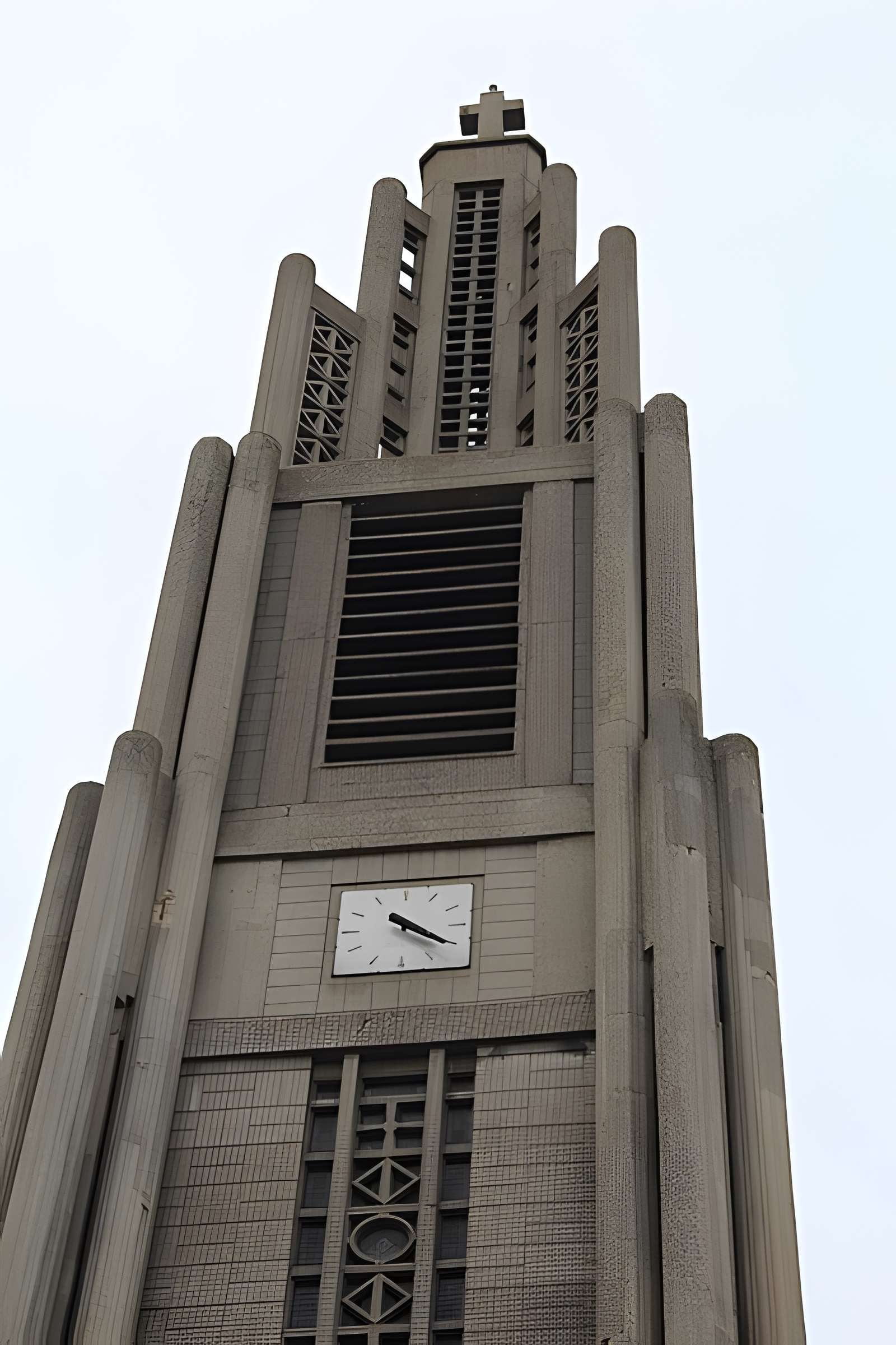 Eglise Notre-Dame (oeuvre d'Auguste Perret)