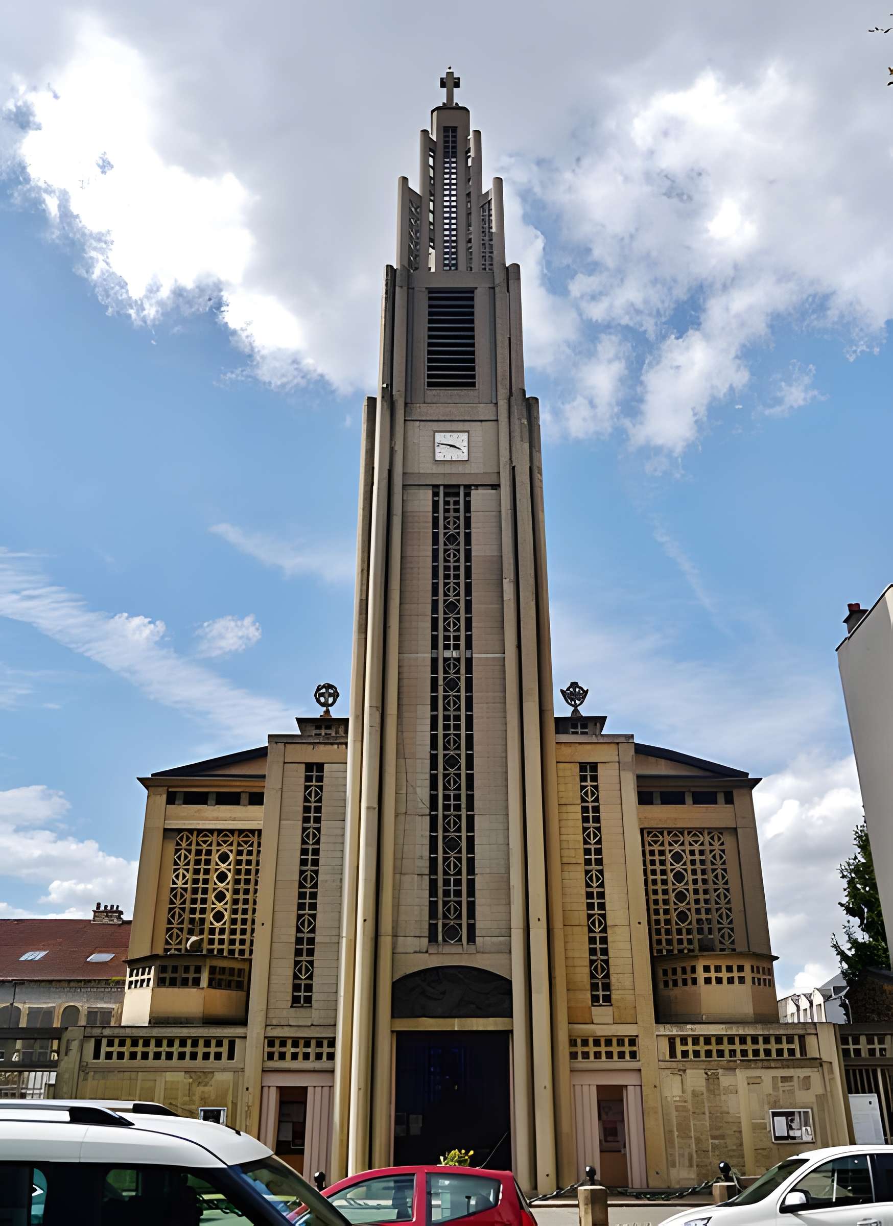 Eglise Notre-Dame (oeuvre d'Auguste Perret)