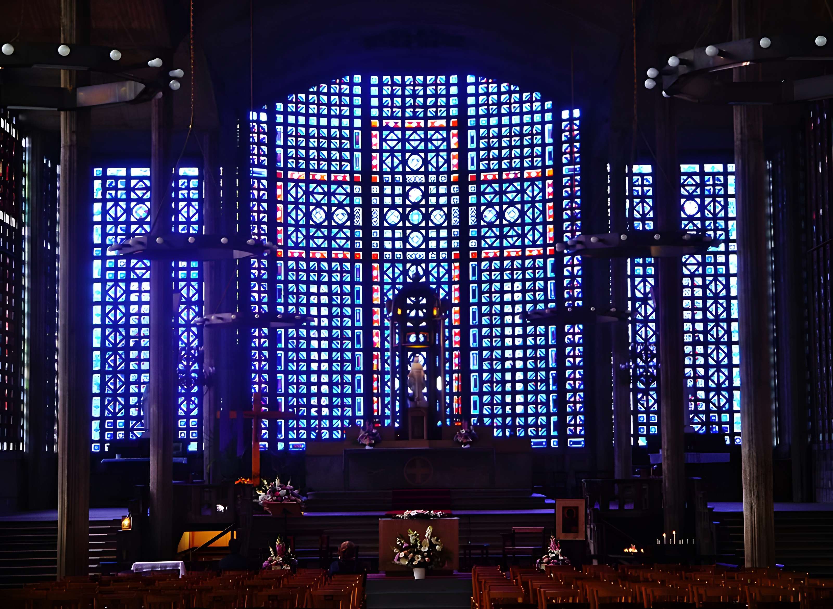 Eglise Notre-Dame (oeuvre d'Auguste Perret)