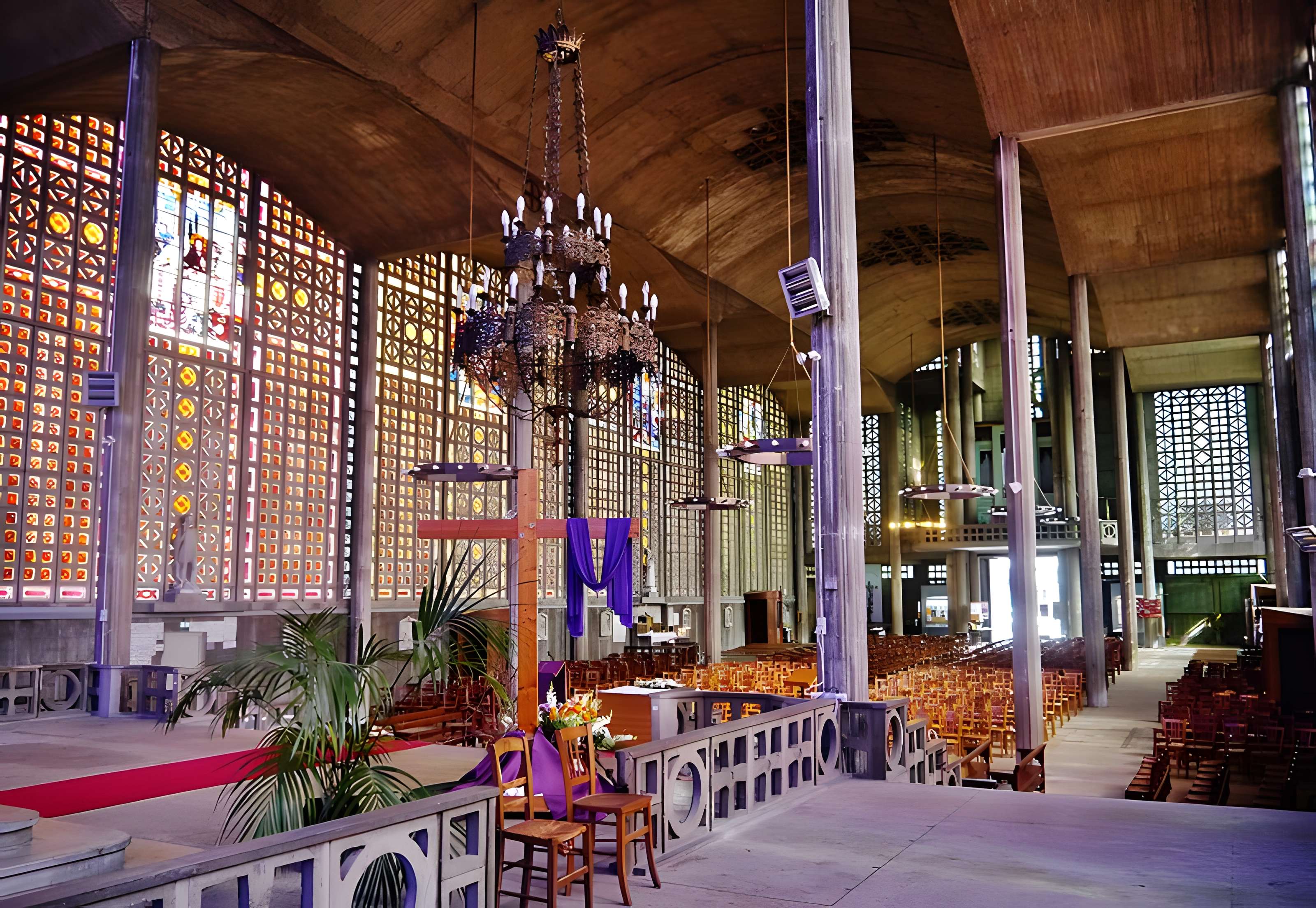 Eglise Notre-Dame (oeuvre d'Auguste Perret)