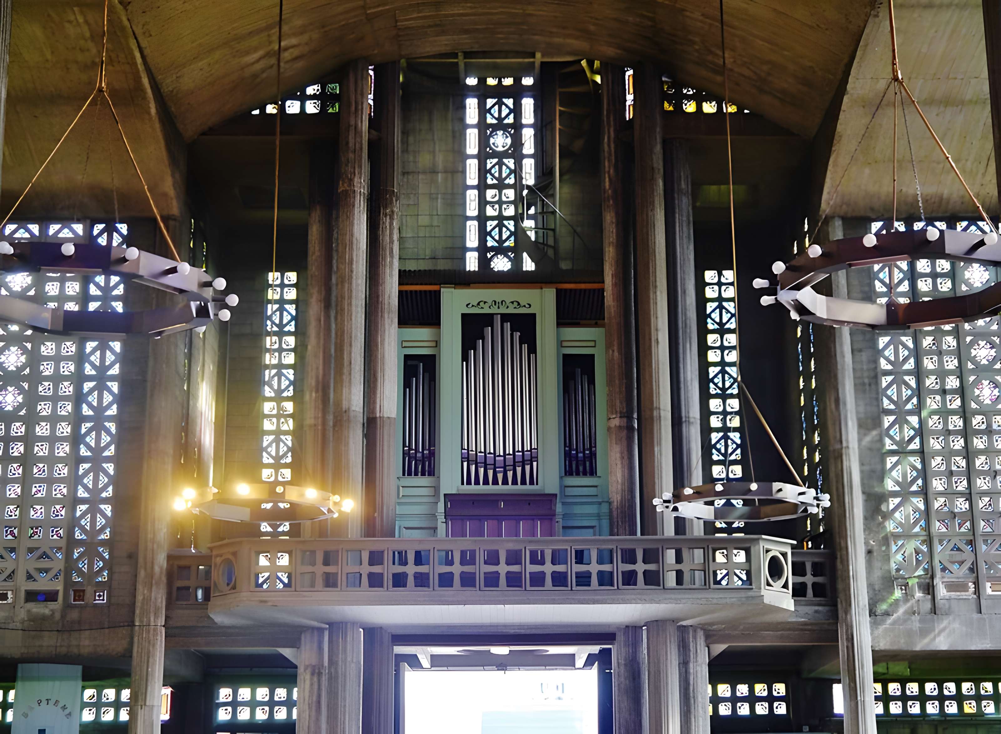 Eglise Notre-Dame (oeuvre d'Auguste Perret)