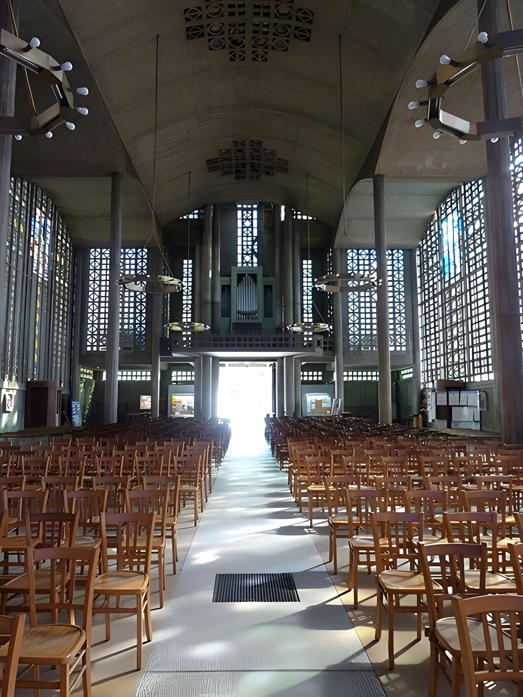 Eglise Notre-Dame (oeuvre d'Auguste Perret)