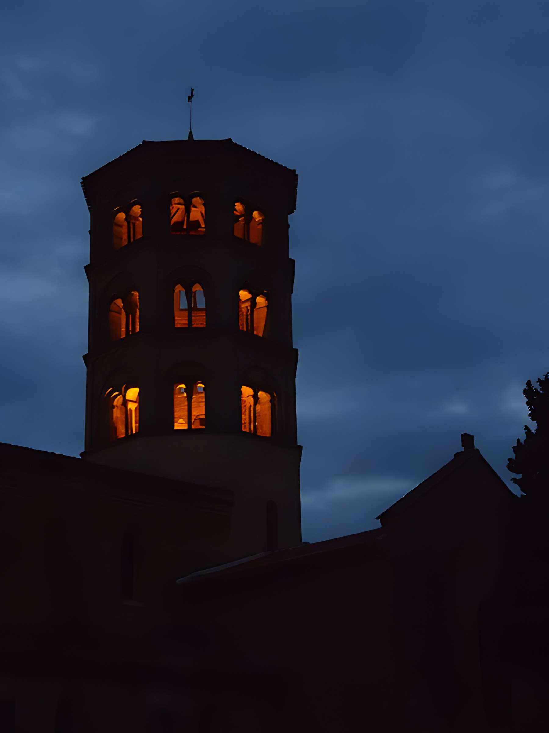 Église Notre-Dame-de-l'Assomption d'Anzy-le-Duc