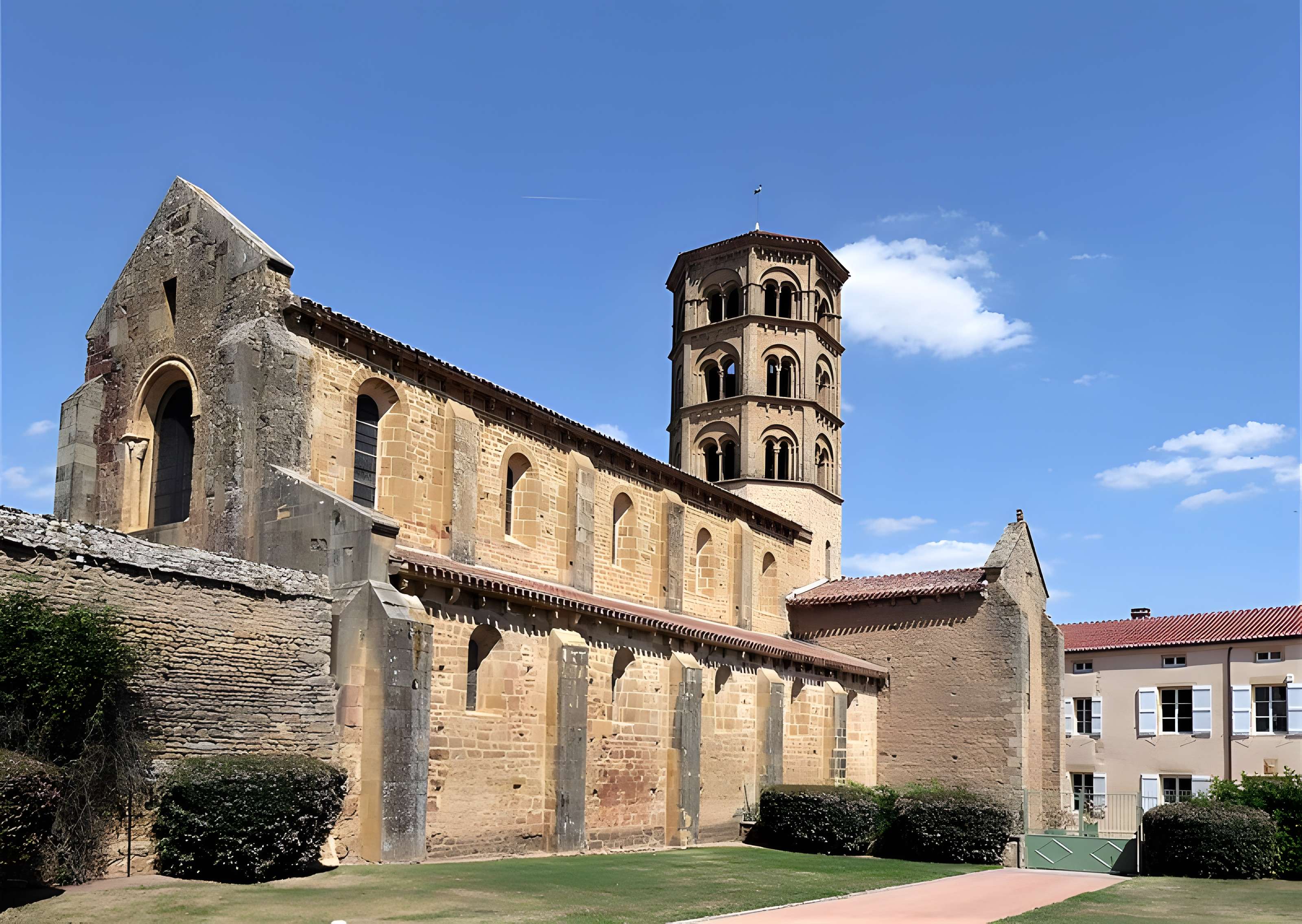 Église Notre-Dame-de-l'Assomption d'Anzy-le-Duc
