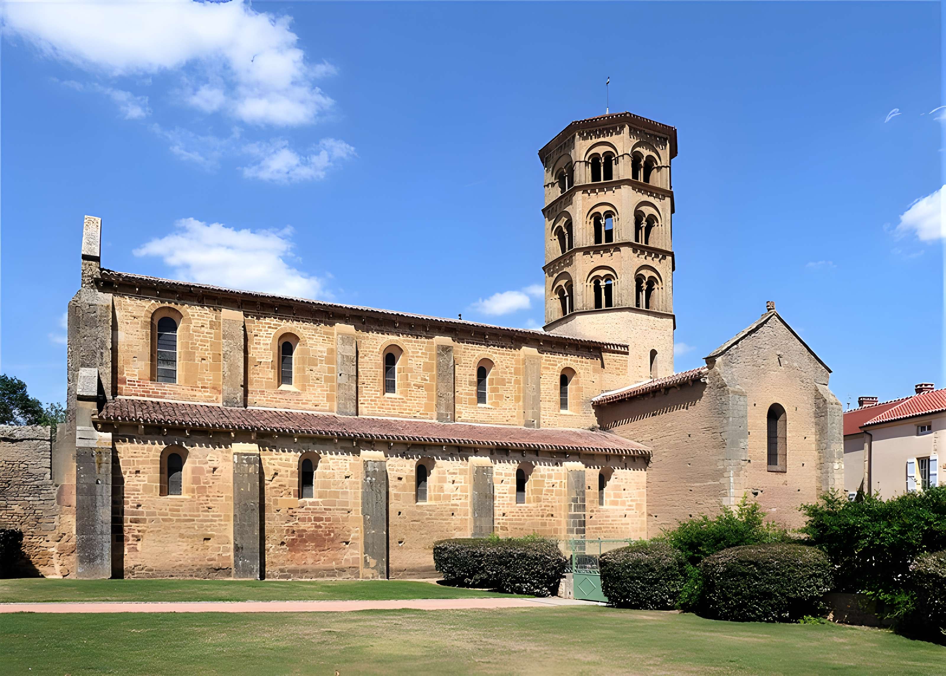 Église Notre-Dame-de-l'Assomption d'Anzy-le-Duc