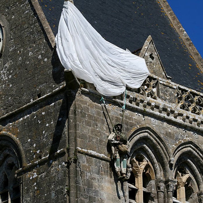 Photo de Église Notre-Dame-de-lAssomption de Sainte-Mère-Église