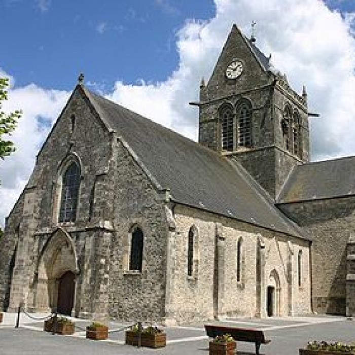 Photo de Église Notre-Dame-de-lAssomption de Sainte-Mère-Église