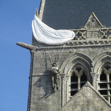 Église Notre-Dame-de-lAssomption de Sainte-Mère-Église
