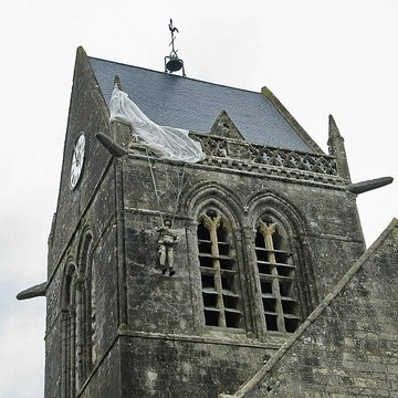 Église Notre-Dame-de-lAssomption de Sainte-Mère-Église