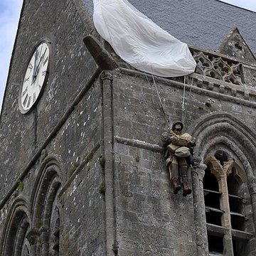 Église Notre-Dame-de-lAssomption de Sainte-Mère-Église