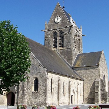 Église Notre-Dame-de-lAssomption de Sainte-Mère-Église