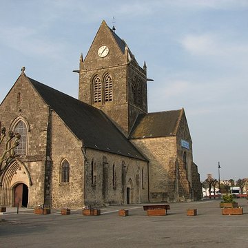 Église Notre-Dame-de-lAssomption de Sainte-Mère-Église