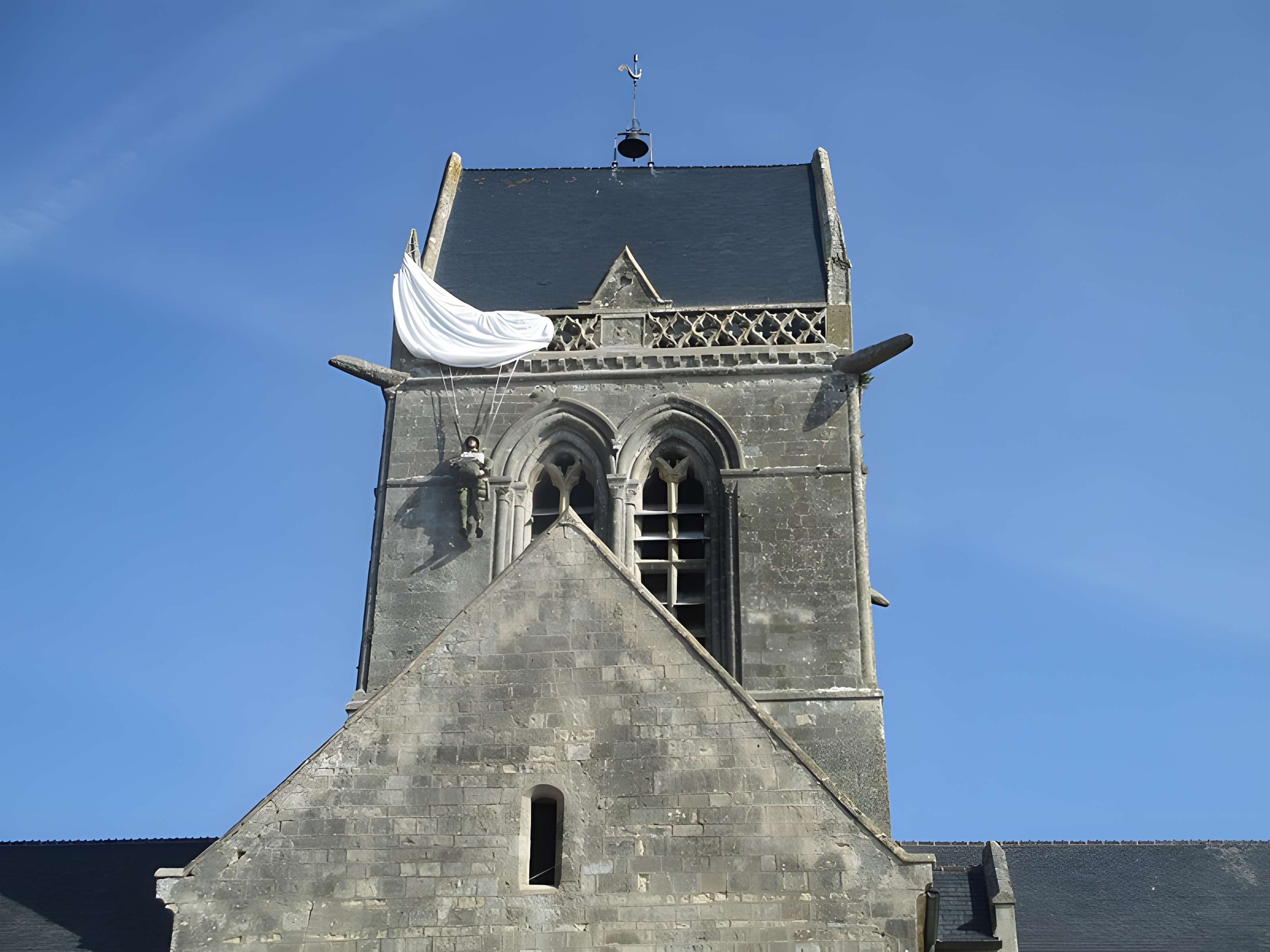 Église Notre-Dame-de-l'Assomption de Sainte-Mère-Église