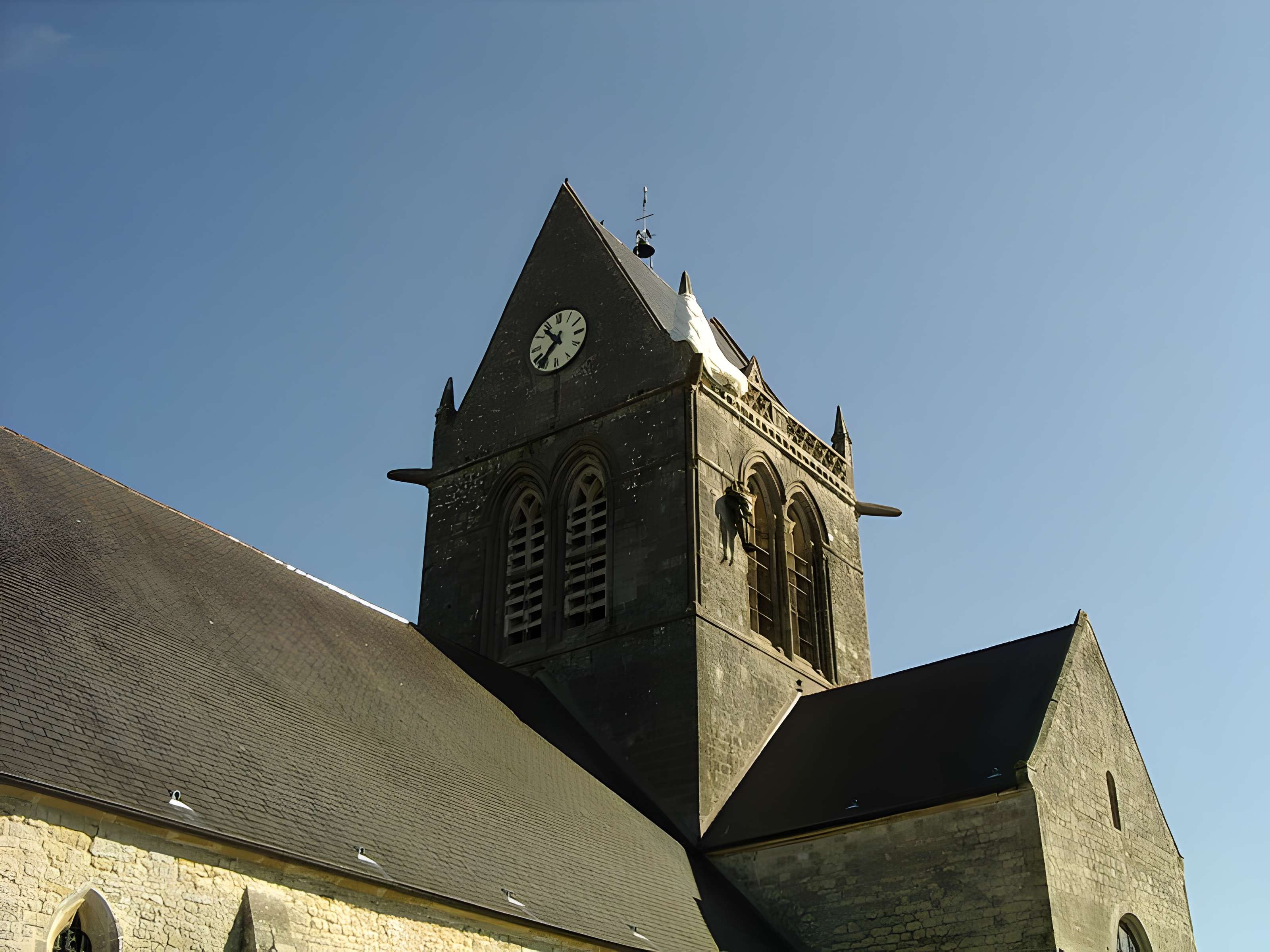 Église Notre-Dame-de-l'Assomption de Sainte-Mère-Église